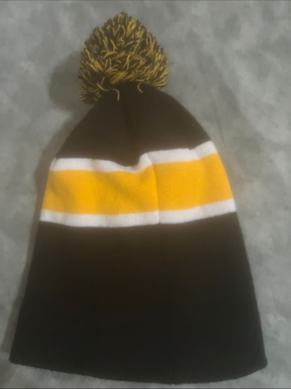 Shameless Showtime Pom Pom Beanie Hat Orange & Black 2021 NEW One Size - Picture 8 of 11